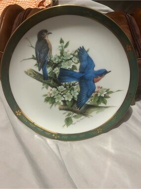 Bluebirds White Collectible Plate with Black Lettering